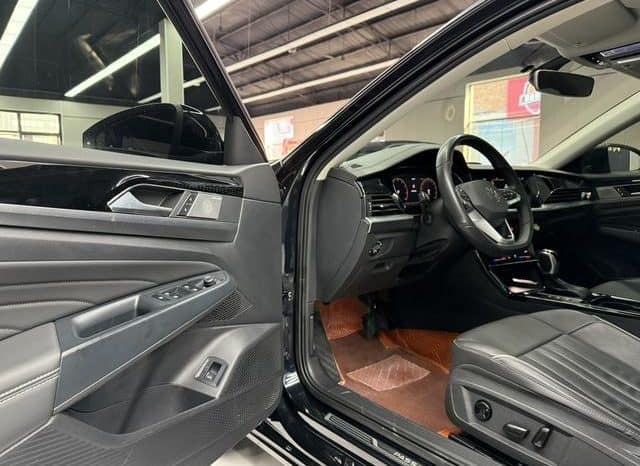 
								Volkswagen Passat, 2022 full									