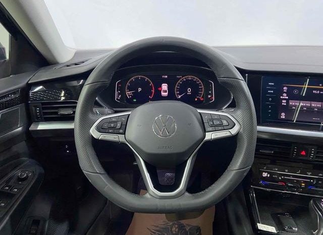 
								Volkswagen Passat, 2022 full									