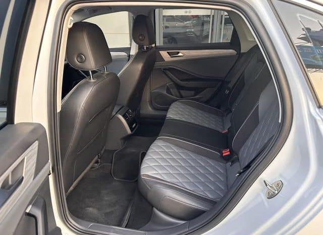 
								Volkswagen Jetta, 2024 full									