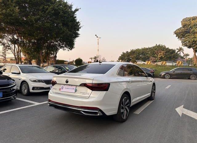 
								Volkswagen Jetta, 2024 full									