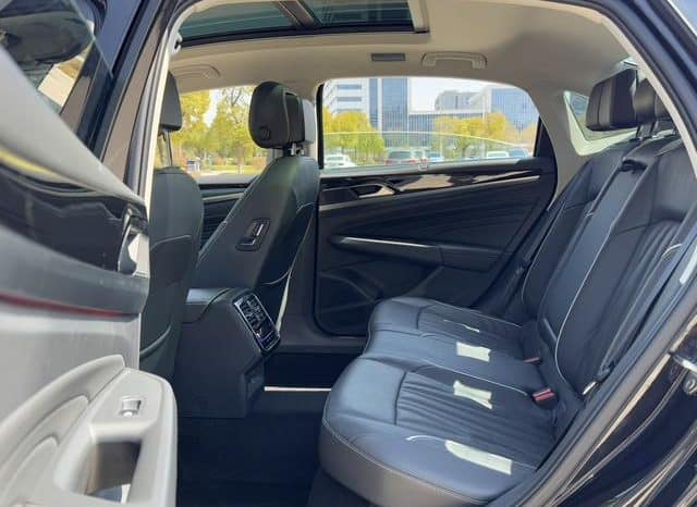 
								Volkswagen Passat, 2021 full									