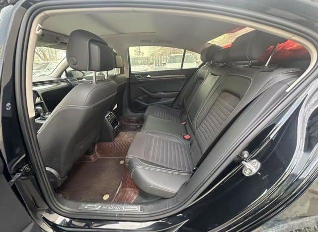 
								Volkswagen Magotan, 2022 full									