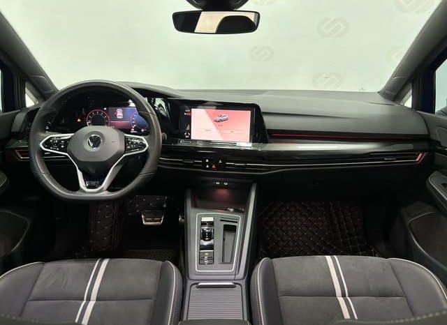 
								Volkswagen Golf 280 TSI, 2022 full									