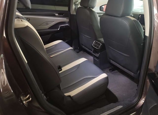 
								Volkswagen ID.6 CROZZ, 2023 full									