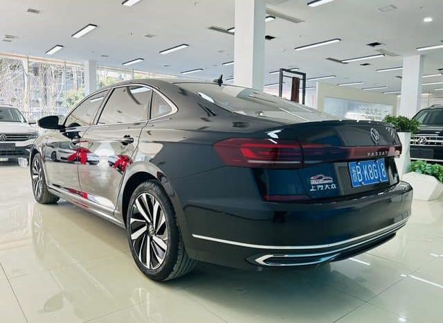 
								Volkswagen Passat, 2024 full									