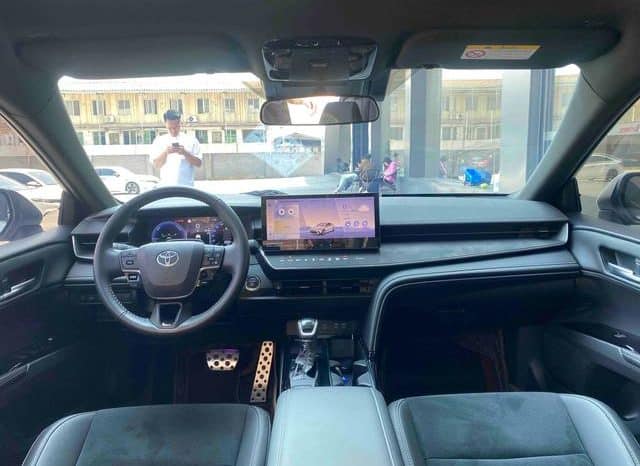 
								Toyota Camry, 2024 full									