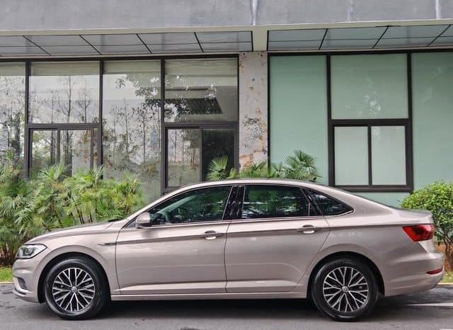 
								Volkswagen Jetta, 2021 full									