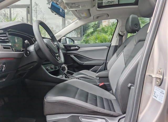 
								Volkswagen Jetta, 2021 full									