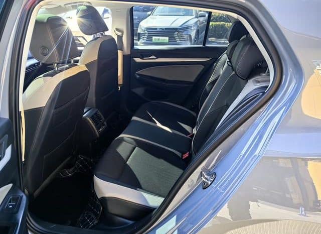 
								Volkswagen Golf 280 TSI, 2023 full									