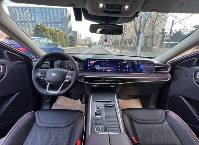 
								Ford Explorer (VI), 2024 full									