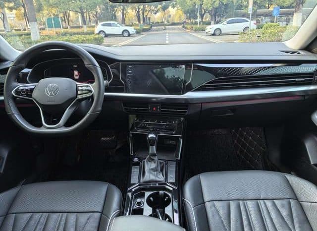 
								Volkswagen Passat, 2023 full									