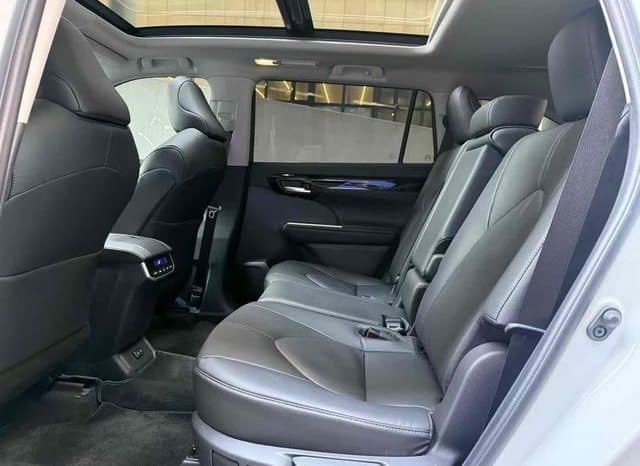 
								Toyota Highlander (III), 2024 full									