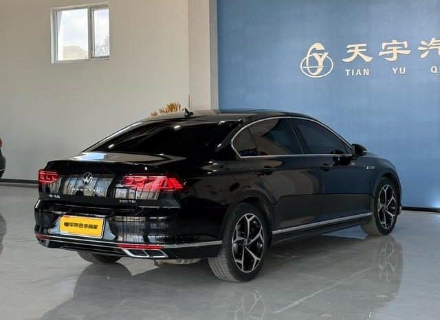
								Volkswagen Magotan, 2024 full									
