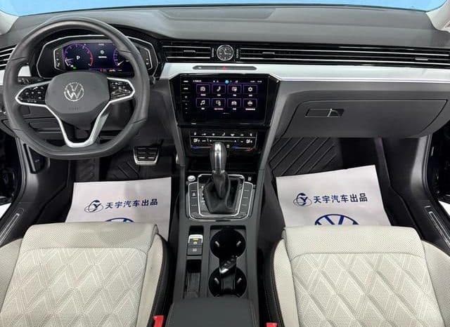 
								Volkswagen Magotan, 2024 full									