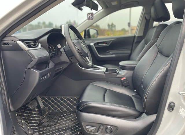 
								Toyota RAV4 (IV), 2020 full									