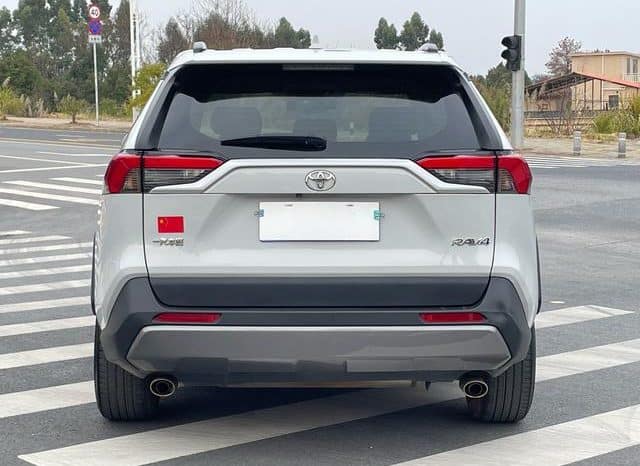 
								Toyota RAV4 (IV), 2020 full									