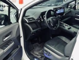 
										Toyota Sienna, 2023 full									