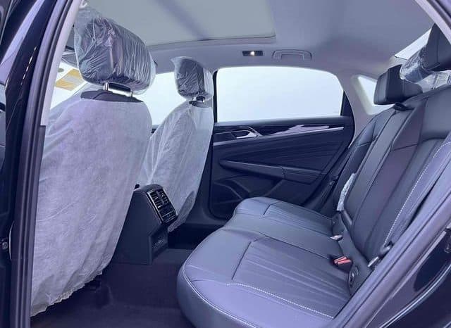 
								Volkswagen Passat, 2025 full									