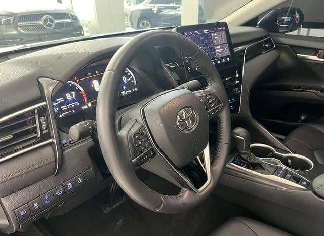 
								Toyota Camry, 2024 full									