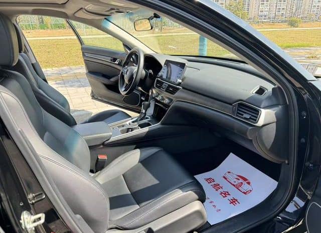 
								Honda Accord, 2021 full									