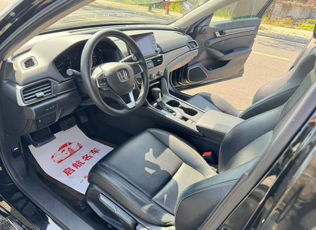 
								Honda Accord, 2021 full									