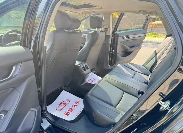 
								Honda Accord, 2021 full									