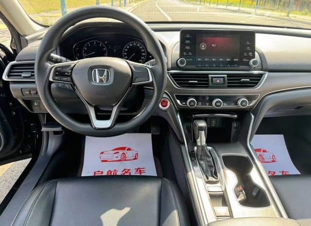 
								Honda Accord, 2021 full									