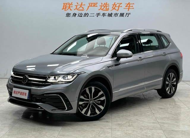 67de2900c3e06 Volkswagen Tiguan L, 2021