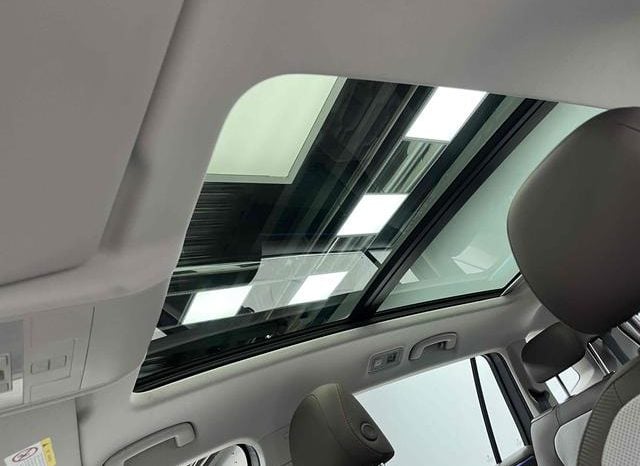 
								Volkswagen Tiguan L, 2021 full									