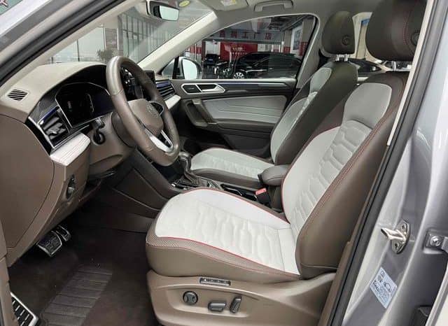 
								Volkswagen Tiguan L, 2021 full									