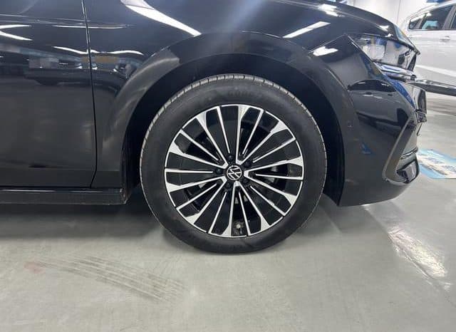 
								Volkswagen Magotan, 2024 full									