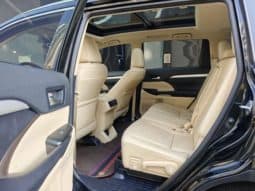 
										Toyota Highlander (III), 2021 full									