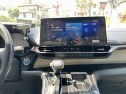 
										Toyota Granvia, 2023 full									