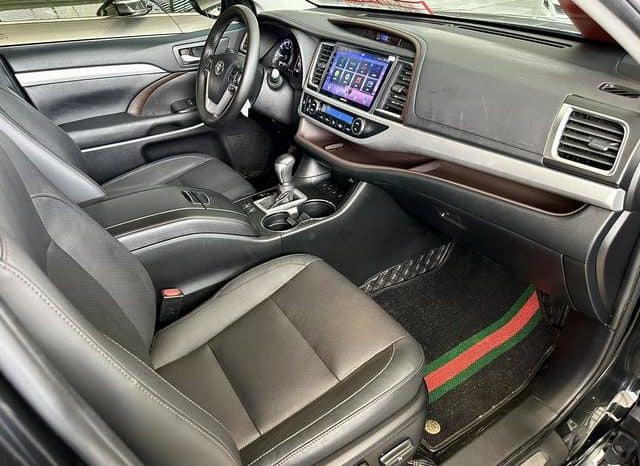 
								Toyota Highlander (III), 2021 full									