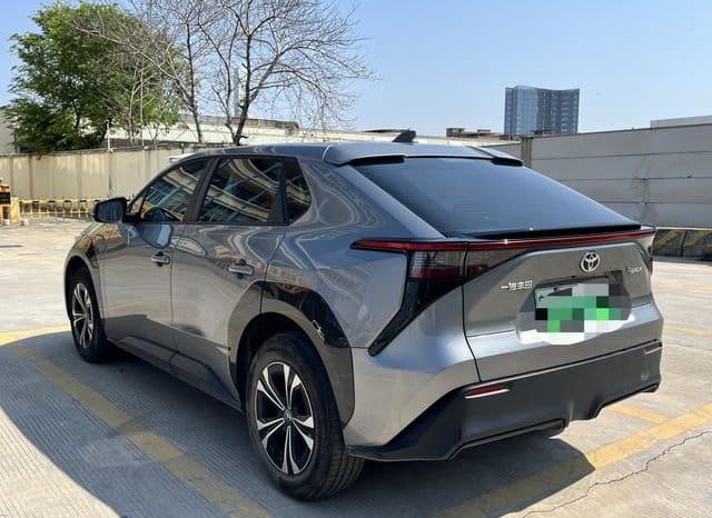 
								Toyota BZ4X, 2023 full									