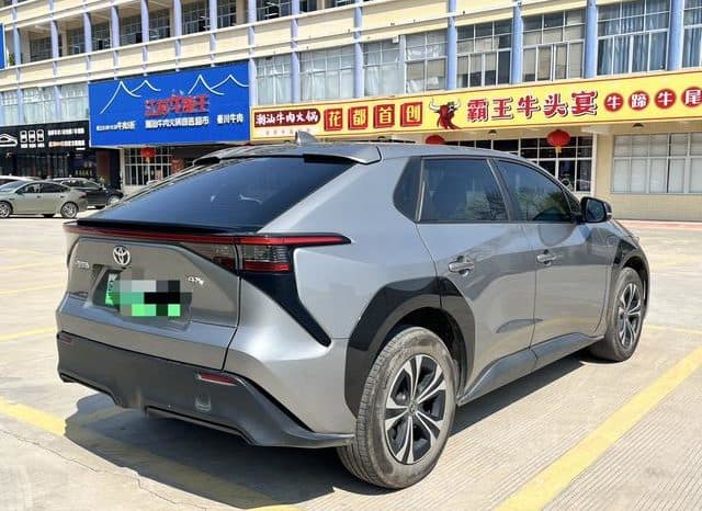 
								Toyota BZ4X, 2023 full									