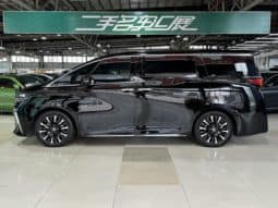 
										Toyota Vellfire (II), 2024 full									