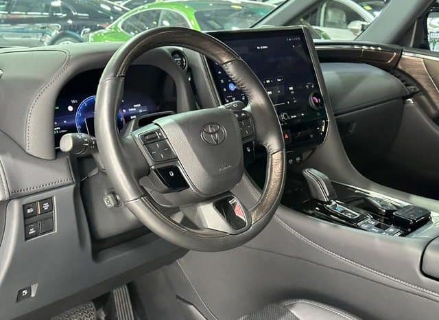 
								Toyota Vellfire (II), 2024 full									