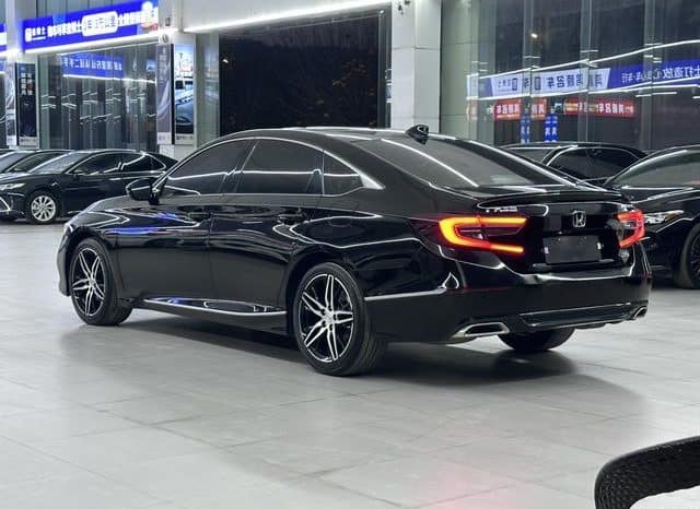 
								Honda Accord, 2022 full									