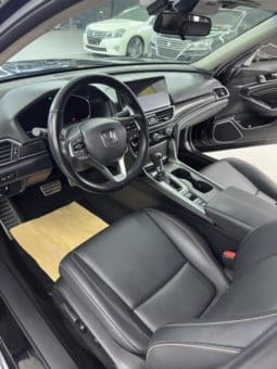 
										Honda Accord, 2022 full									