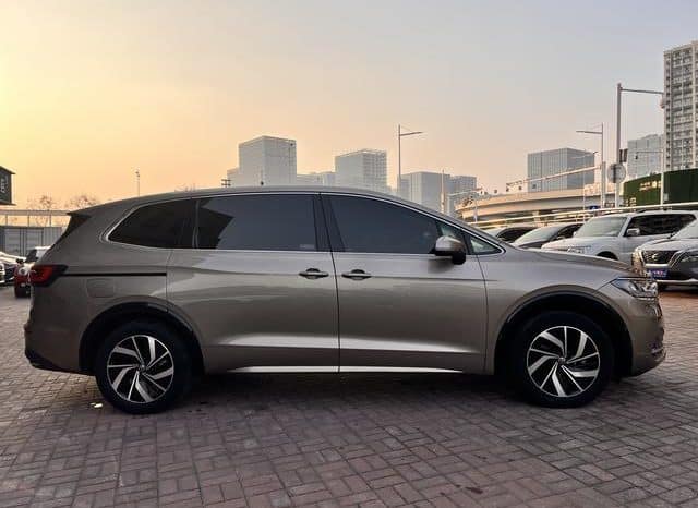 
								Volkswagen Viloran, 2022 full									