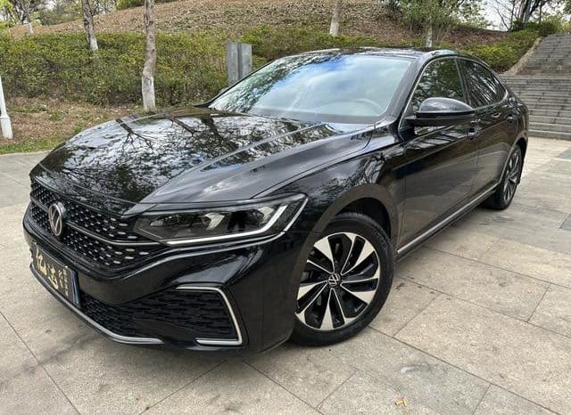 67de7265eaf46 Volkswagen Passat, 2023