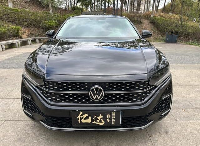 
								Volkswagen Passat, 2023 full									