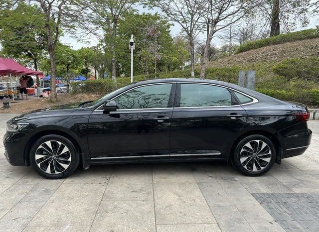 
								Volkswagen Passat, 2023 full									
