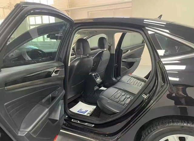 
								Volkswagen Passat, 2020 full									