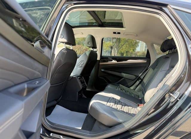 
								Volkswagen Passat, 2021 full									