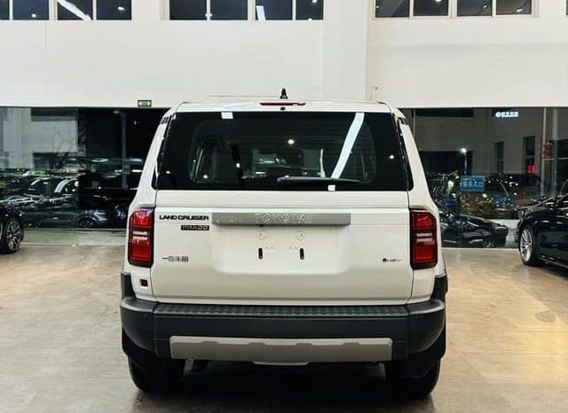 
								Toyota Prado, 2024 full									