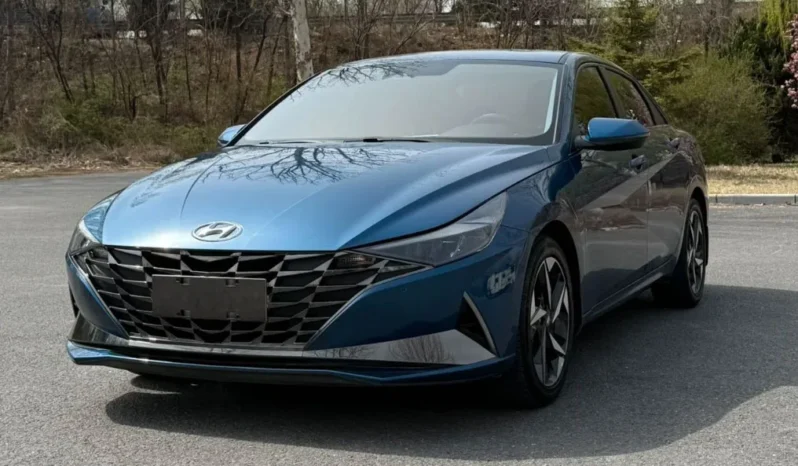 1 Hyundai Elantra, 2021