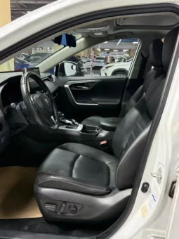 
										Toyota RAV4, 2021 full									