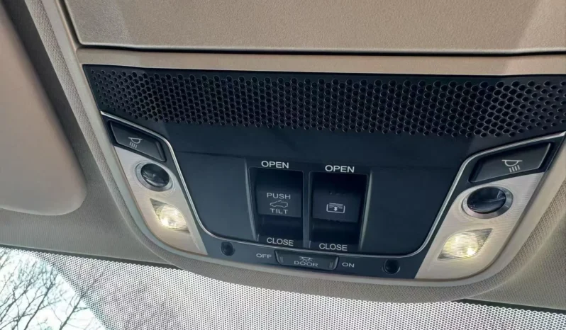 
								Honda CRV, 2022 full									